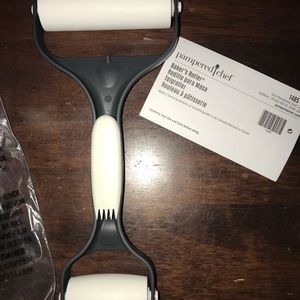 Pampered Chef #1485 Baker’s Roll NIB